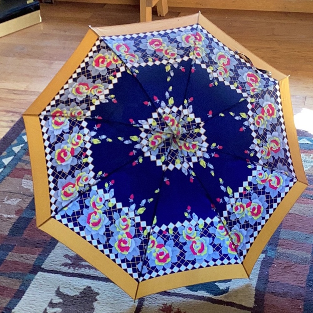 Vintage ROSES GOLD & Navy ☂️🌂UMBRELLA BOHO BEAUTY VNVC   🛍️ A 5